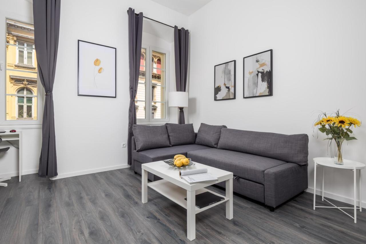 Apartment Nest In 1 Риека Экстерьер фото